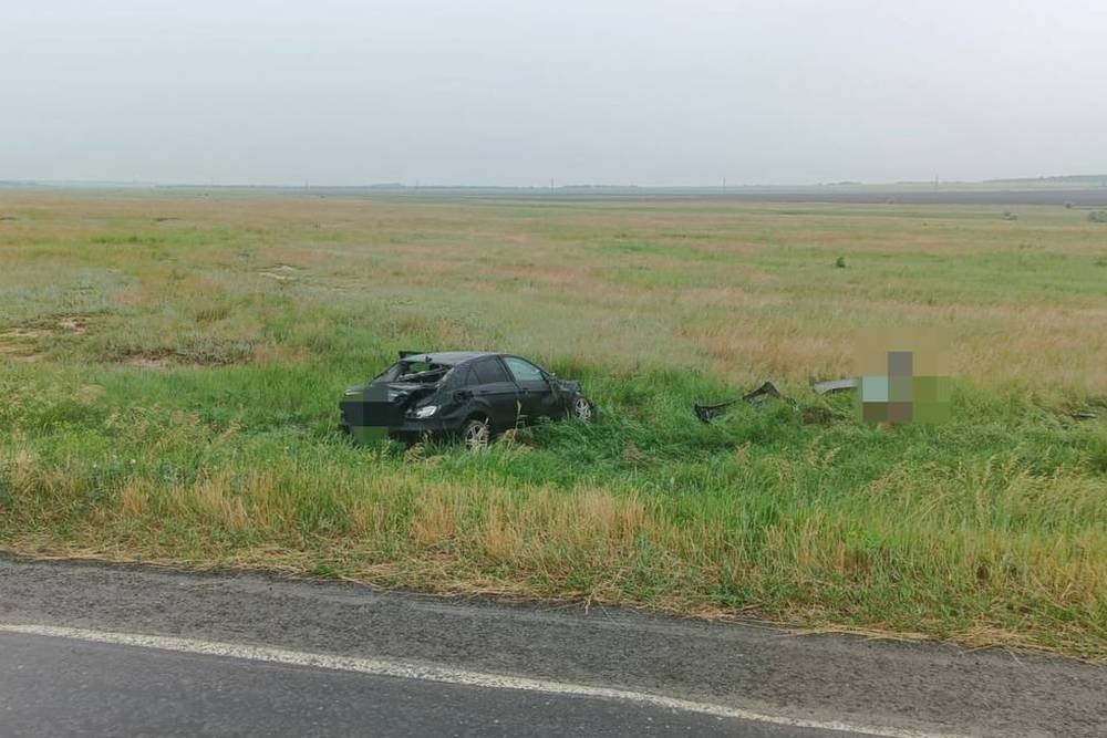  челябинской области перевернулся mercedes-benz погибла женщина 