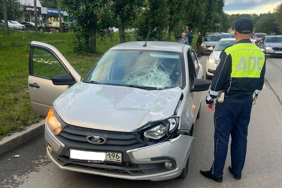  машина насмерть сбила молодого мужчину екатеринбурге 