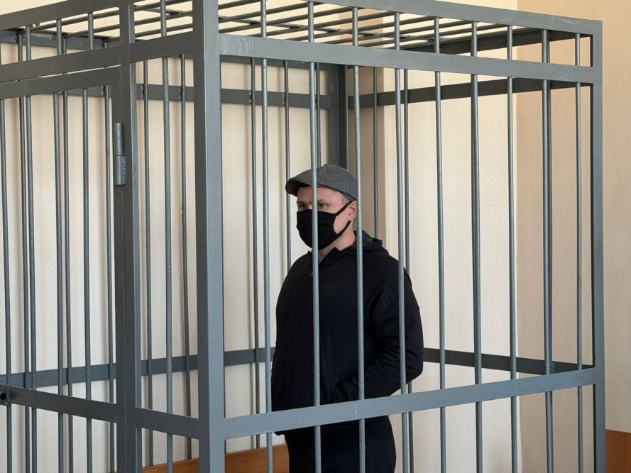  жителю екатеринбурга зарезавшему сотрудницу банка победы вынесли приговор 
