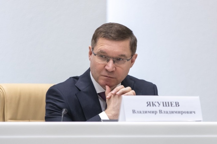  бывший уральский полпред президента первым вице-спикером совета федерации 