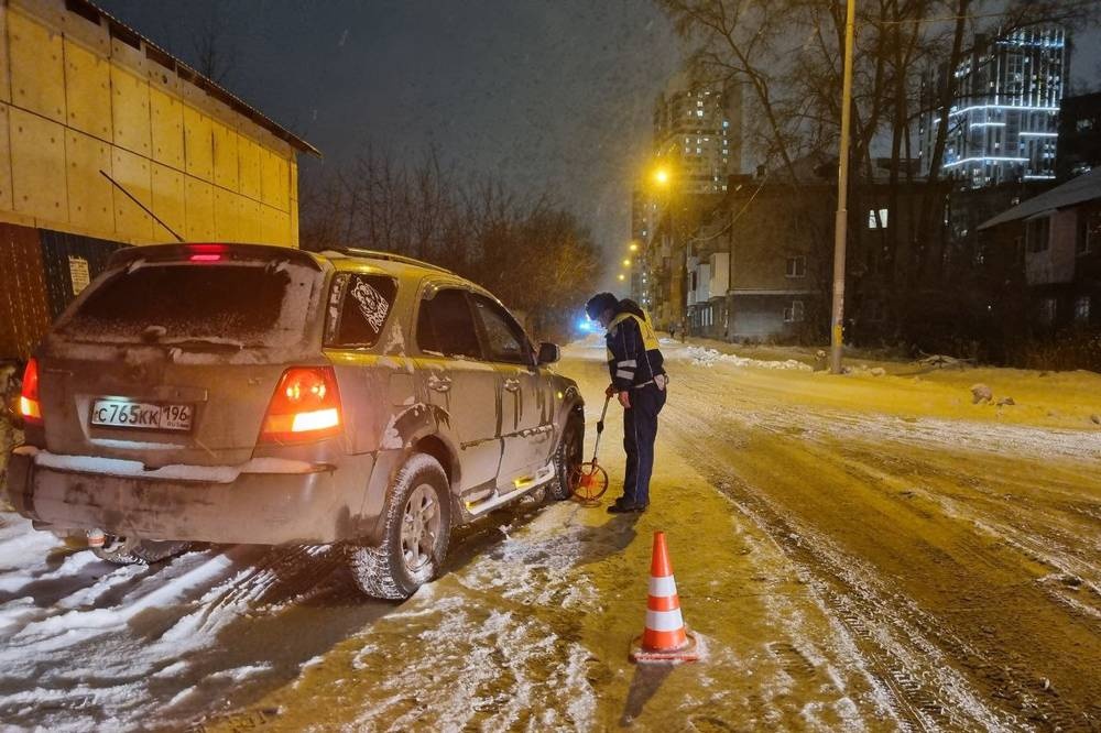  житель екатеринбурга разрывался двумя детсадами детей насмерть сбила 