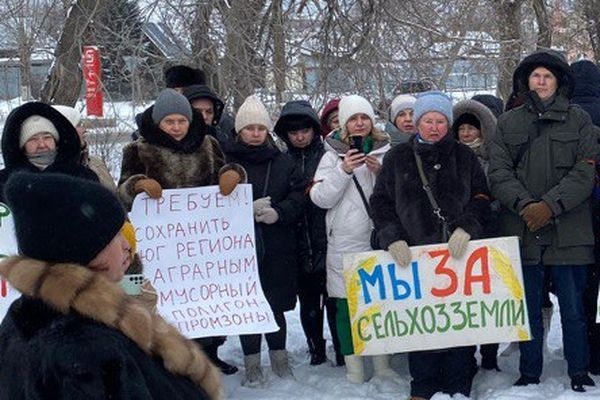  жители сысерти потребовали отставки свердловского губернатора куйвашева 