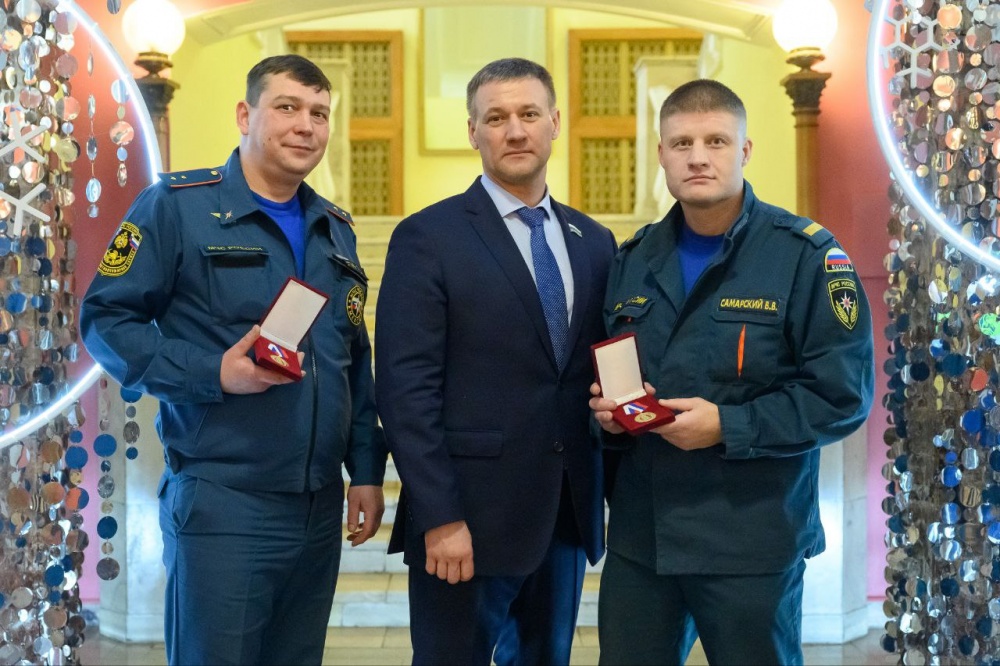  нижнем тагиле вручили награды спасение жителей обрушившегося 