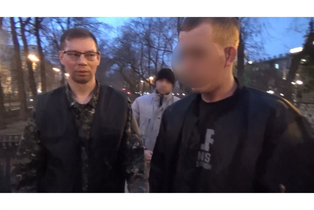 екатеринбуржец набросился мужчин ножом детских страхов 