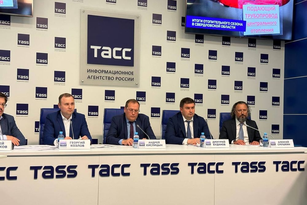 глава свердловэнерго подвел итоги работы минувший отопительный сезон 