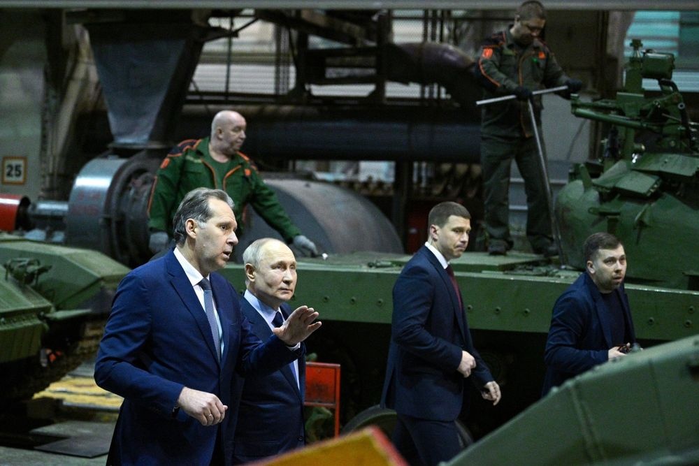  путин двум готовящим кадры уралвагонзавода техникумам выделят 400 