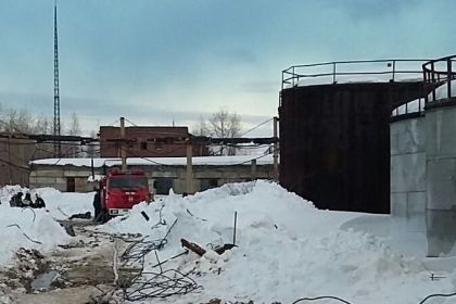 красноуральске вспыхнули резервуары азотной кислотой 