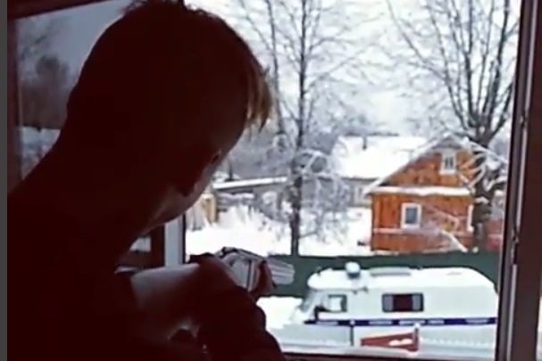  псковом школьники обстреляли полицейских покончили 