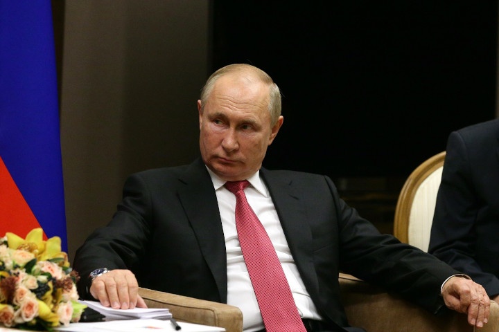  путин рассказал заболевших covid-19 своем окружении 