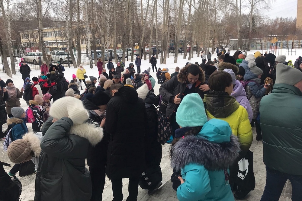  мэрии екатеринбурга прокомментировали потоп школе вторчермете 