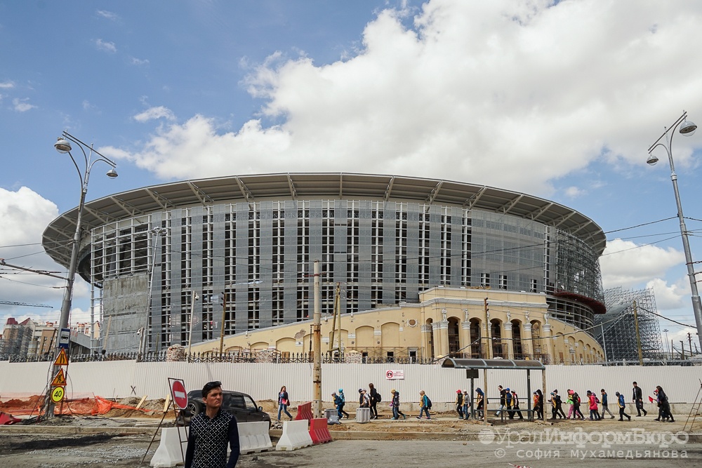 уши центрального стадиона екатеринбурга удивили менеджера fifa 
