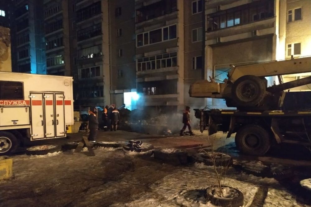  домах 000 жителей екатеринбурга остыли батареи 