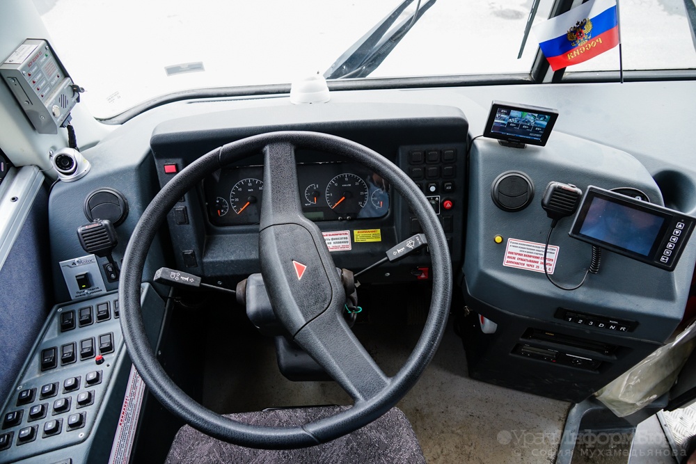  екатеринбурге автомобилист сломал грудину женщине-водителю автобуса 