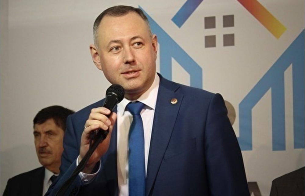  свердловский облсуд оставил арестом экс-советника вице-губернатора бидонько 