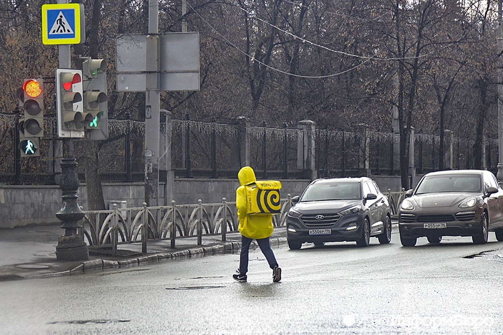  большинство екатеринбуржцев челябинцев против нерабочих 