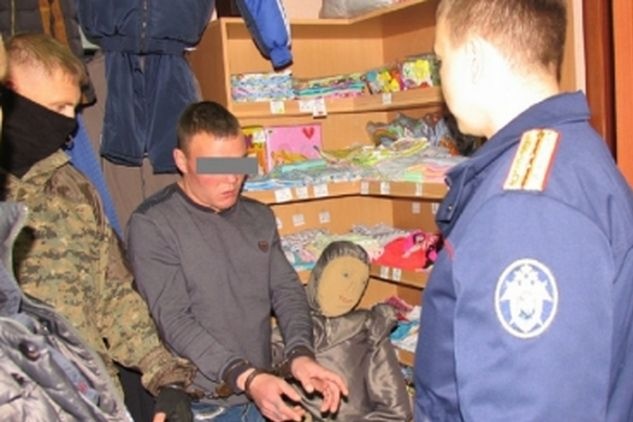  зарезавшего женщин-продавцов серовчанина отправили решетку 
