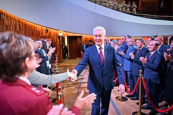  собянин инаугурации отправил правительство москвы отставку 