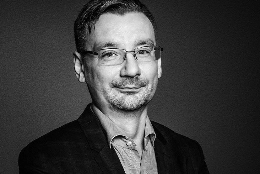  гендиректор областной газеты стуликов написал заявление увольнение 