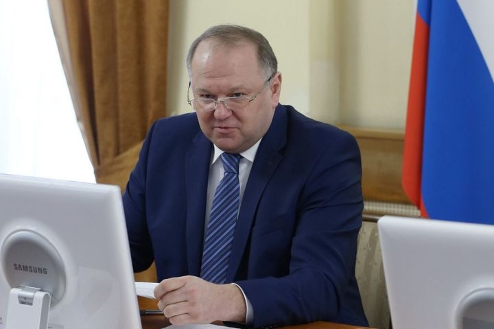  цуканов призвал рифей объяснить людям мусорный тариф 
