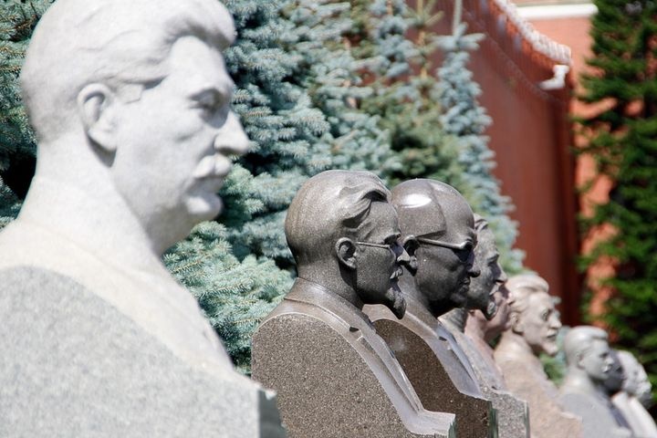  организаторы бессмертного полка просят участников обойтись сталина 
