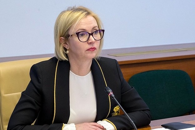  курировать соцблок правительстве южного урала ирина гехт 