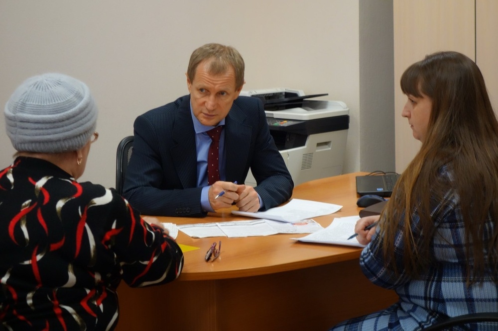  пожилой екатеринбурженке восстановят зрение обращения депутату 
