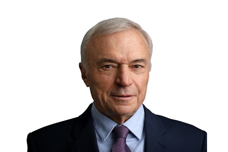  виктор рашников получил звание героя труда 