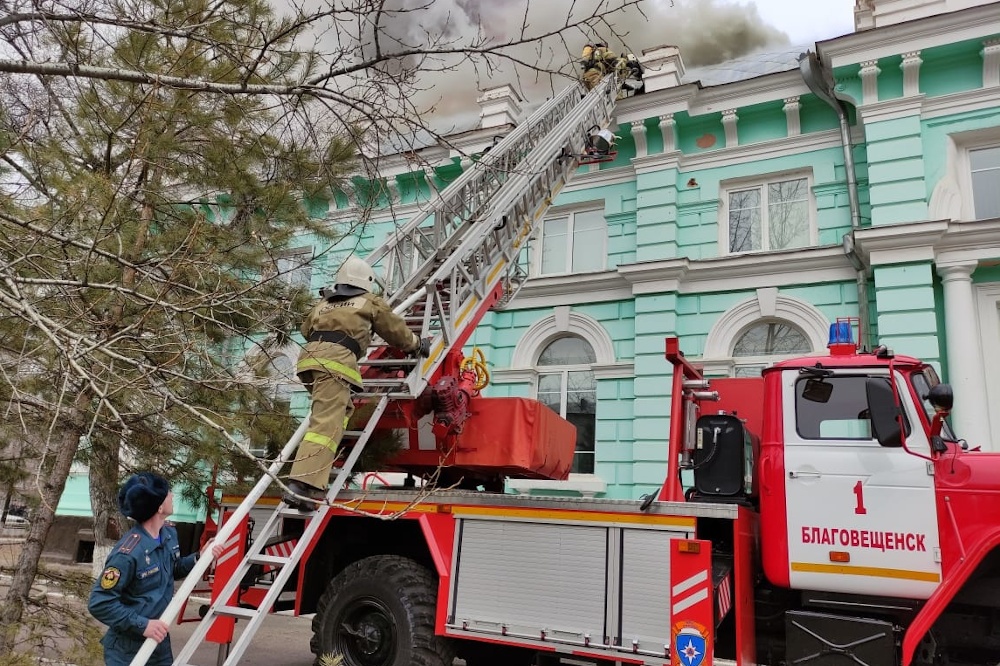  операцию центра здании сердце пожар амурской 
