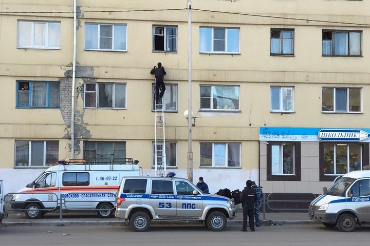 кургане женщина сорвалась карниза пути любимому 
