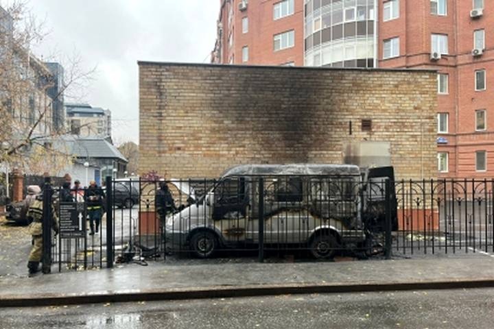  тюмени автомобиле заживо сгорел мужчина 