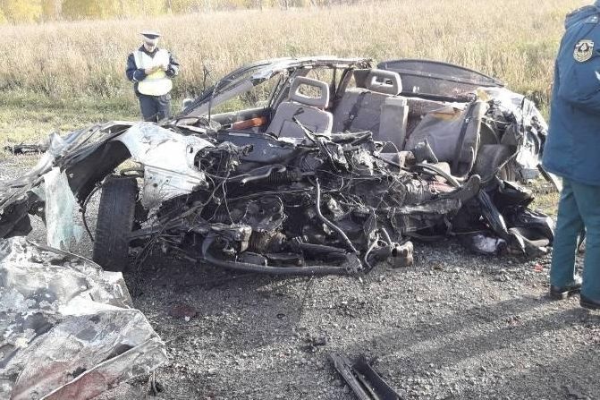  южноуральской трассе пассажирский автобус попал тройное дтп 