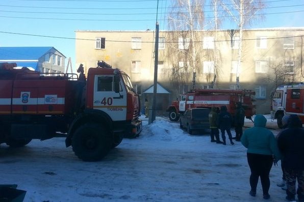  время пожара тюменка годовалым ребенком выпрыгнула 