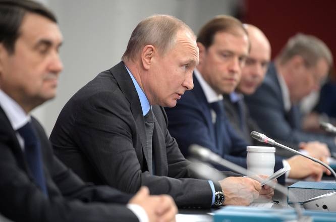  составе госсовета путин заменил дубровского моора 