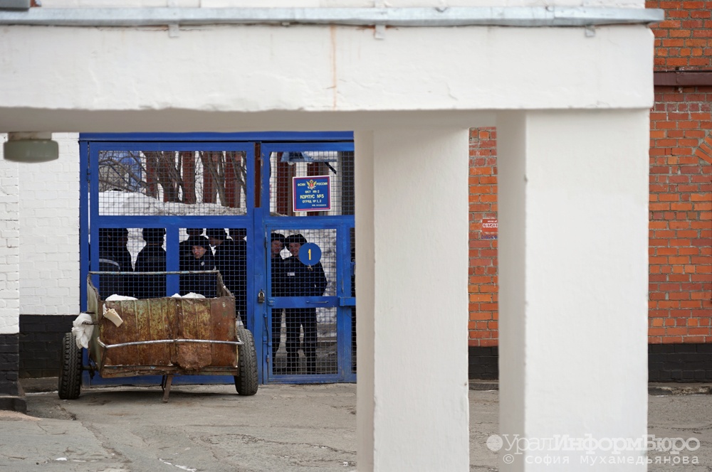  ивделе адвоката поймали крупной взятке сотруднику колонии 
