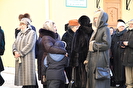 В очередь для поклонения святыням