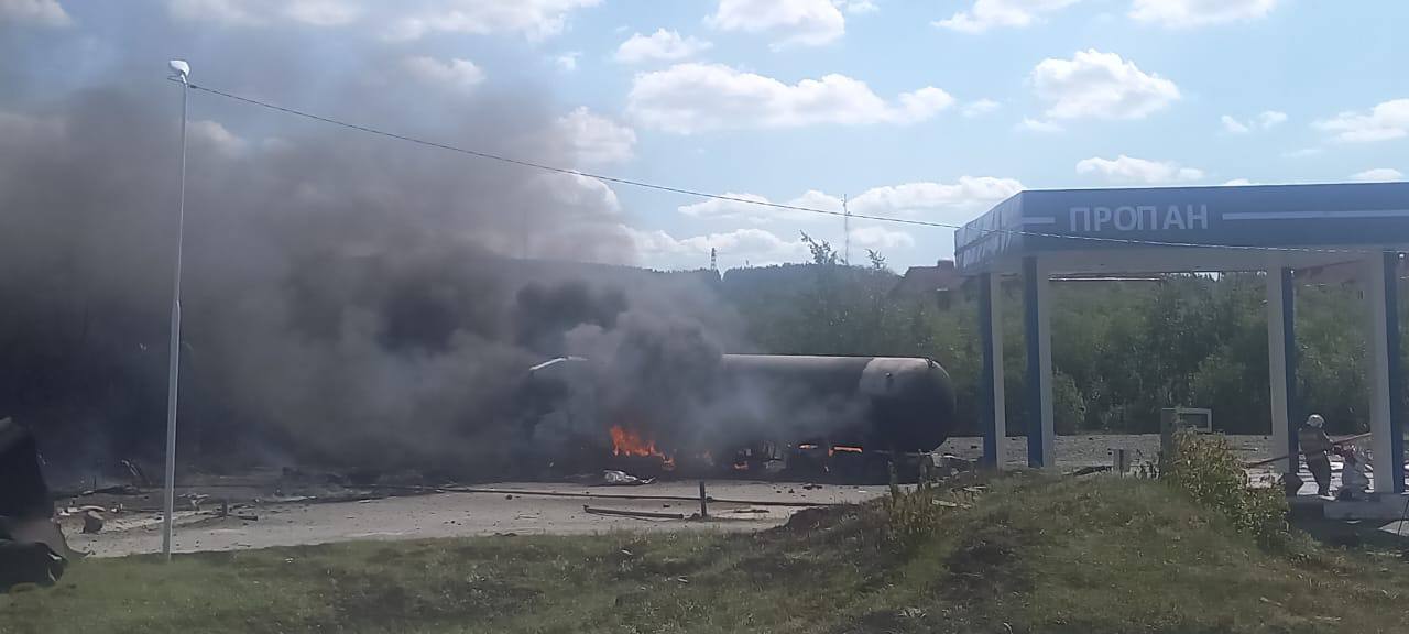 В Свердловской области произошел взрыв на заправке – есть пострадавшие