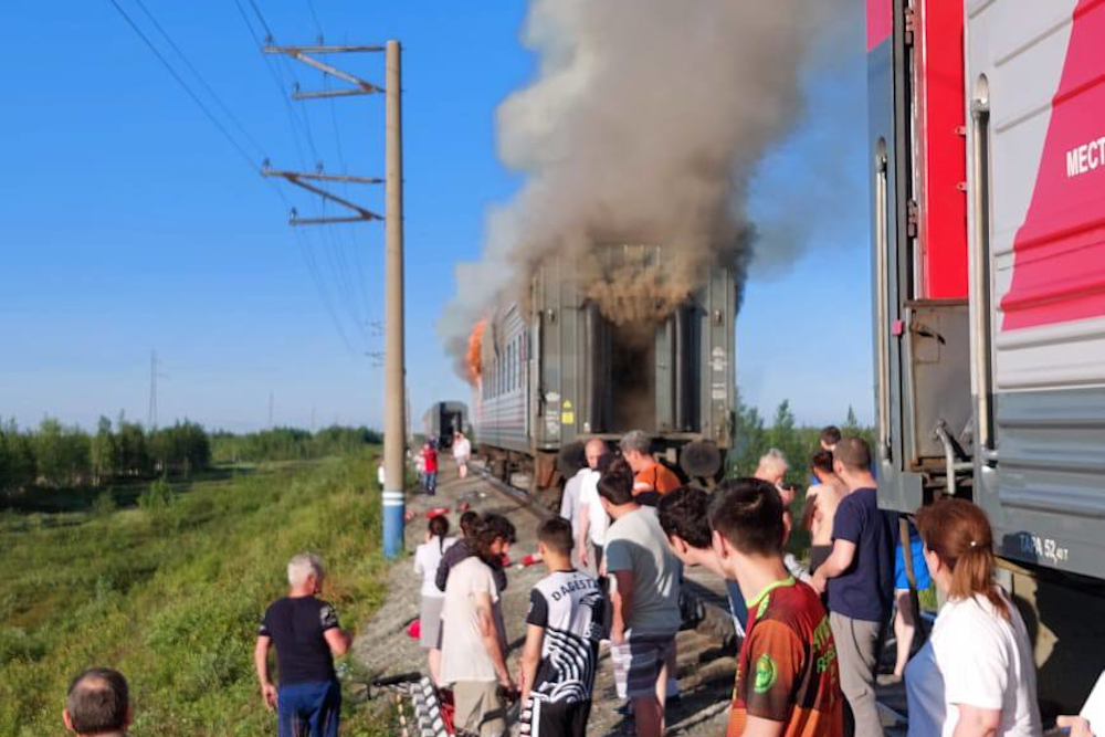 Во время движения вспыхнул вагон поезда Новый Уренгой – Оренбург 