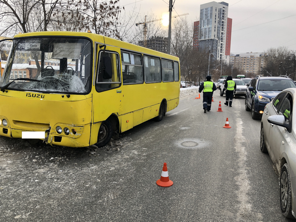 Дтп мерседес екатеринбург