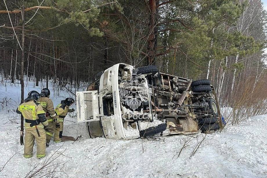 Скончалась пассажирка перевернувшегося в Челябинской области автобуса