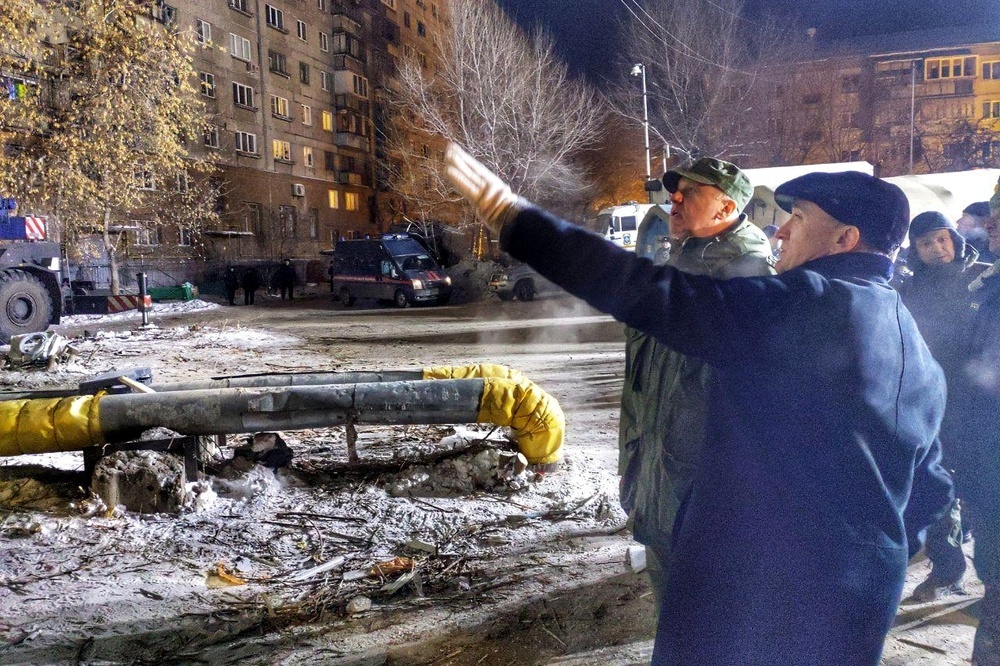 Дубровский дал первые указания по расселению пострадавшего от взрыва дома в Магнитогорске