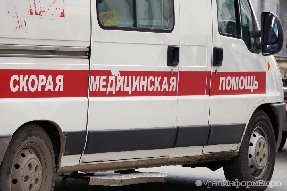 В ДТП под Нижним Тагилом погибли два человека и пятеро пострадали