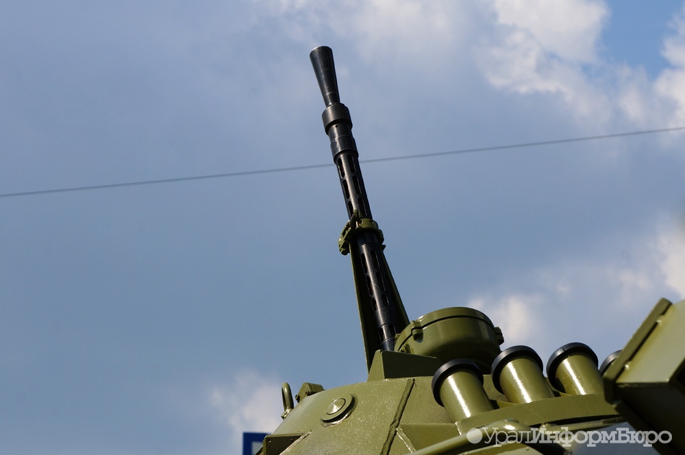 На Южном Урале контрактник торговал деталями боевых машин