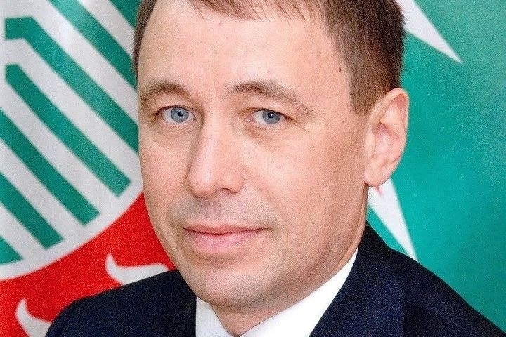 Свердловский спикер-коммунист потерял депутатский мандат
