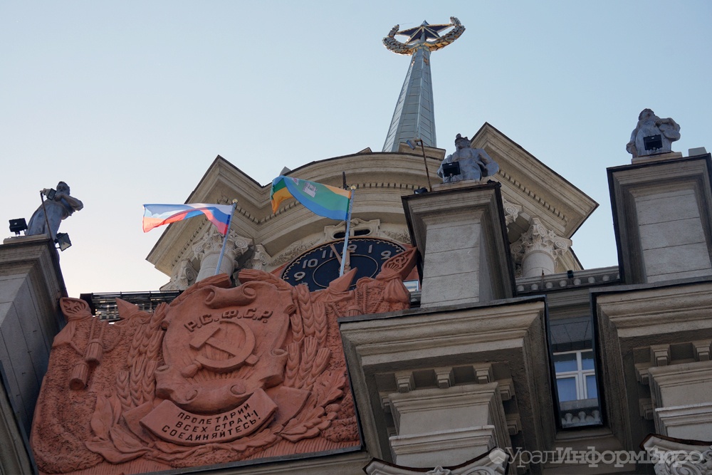 Думу Екатеринбурга протестируют на коронавирус