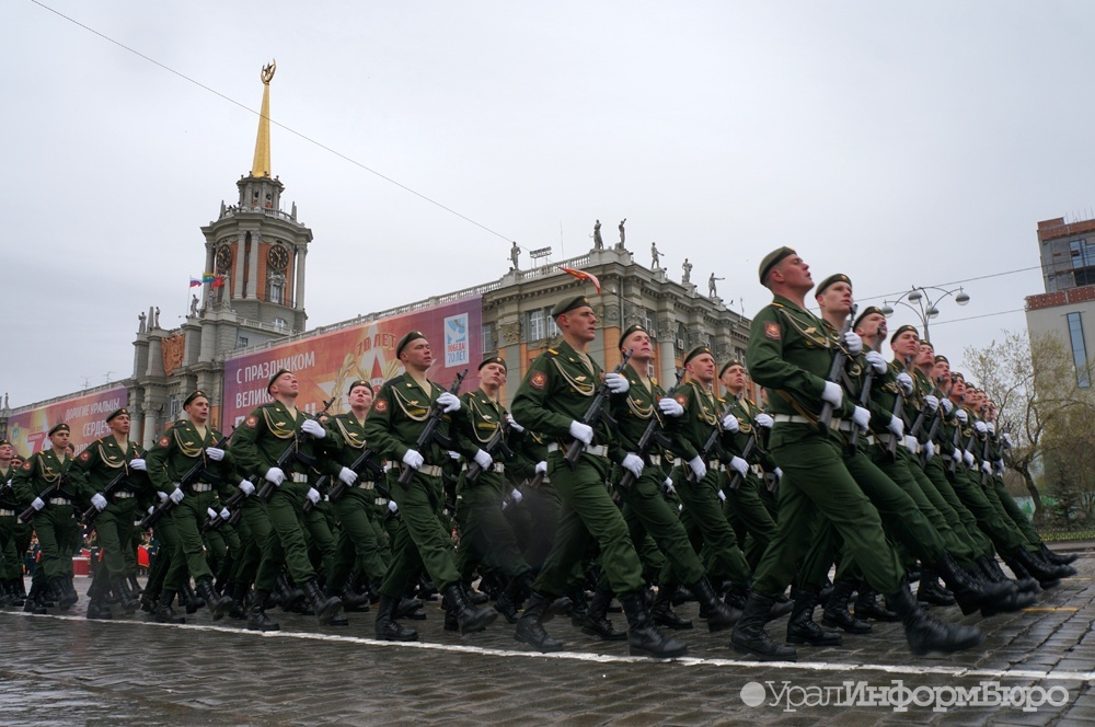 Коронавирус на парад Победы в Екатеринбурге не пустят
