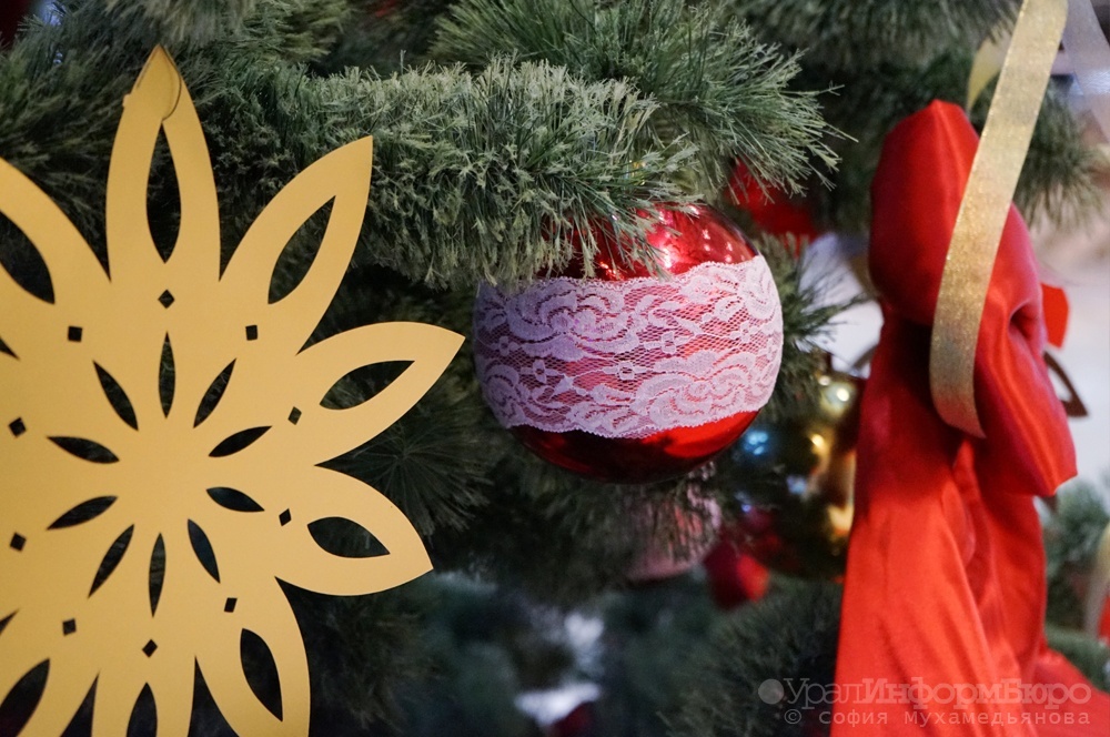 Свердловчан приглашают срубить новогоднюю елку самостоятельно