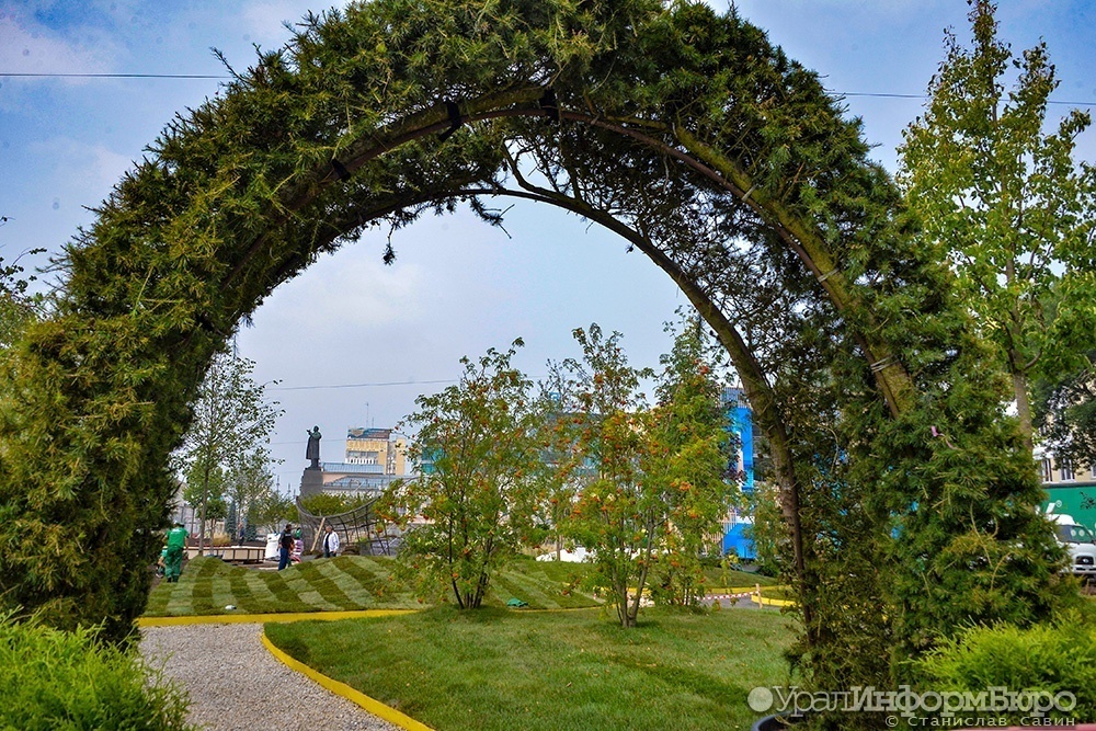 В Екатеринбурге показали, как будет выглядеть сад на площади 1905 года