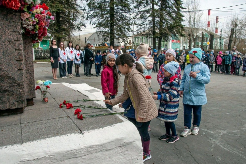 В Первоуральске проходят торжества к Дню Победы