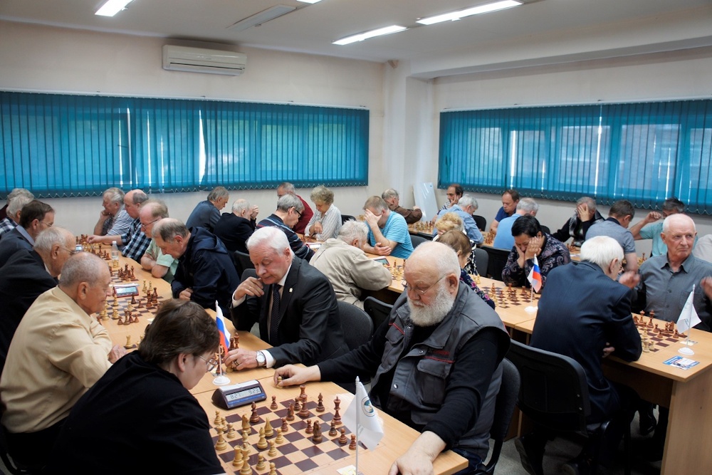 Свердловские ветераны шахмат сразились в Екатеринбурге