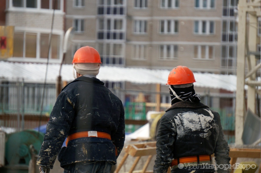 В России почти на треть уменьшили число квот на проживание иностранцев
